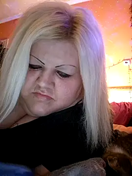 Snapshot of ducicsajsziii chatting on 03-05-25, 09:48 ducicsajsziii online show from 03-05-25, 09:48