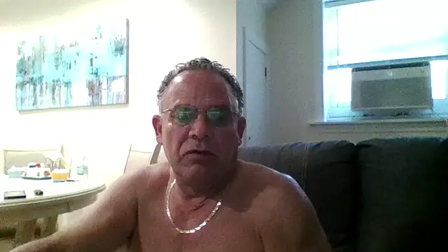 twopeopleinlove online show from 07-25-26, 11:19