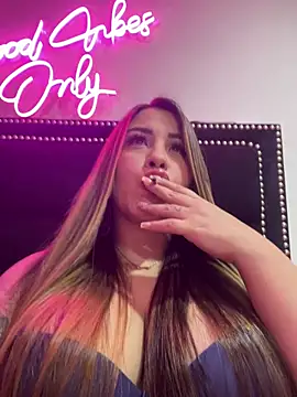 sexyyykloee online show from 04-29-26, 02:15