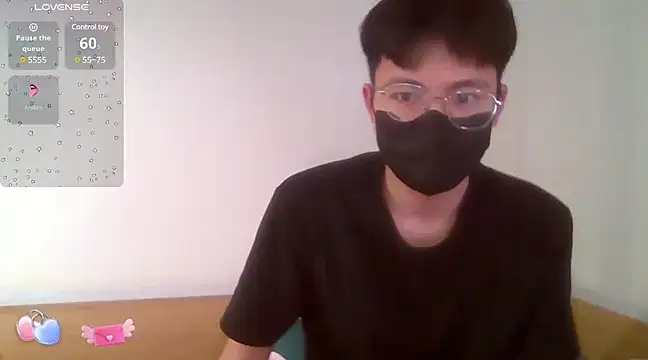 Gwencloudy online show from 01-04-25, 02:03