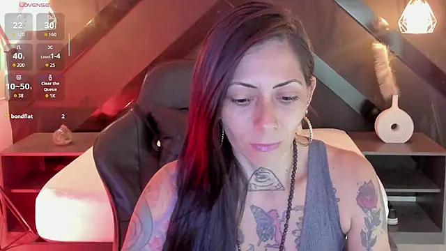 dark gotica online show from 02-06-26, 06:55