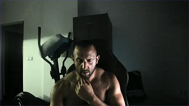 Hugealphabeast online show from 07-21-26, 06:32