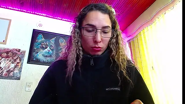 Snapshot of Niky_777 chatting on 02-13-25, 03:46 Niky 777 online show from 02-13-25, 03:46