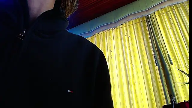 Snapshot of Niky_777 chatting on 03-06-25, 06:59 Niky 777 online show from 03-06-25, 06:59