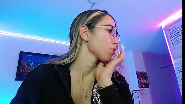 Snapshot of Niky_777 chatting on 09-14-25, 11:48 Niky 777 online show from 09-14-25, 11:48