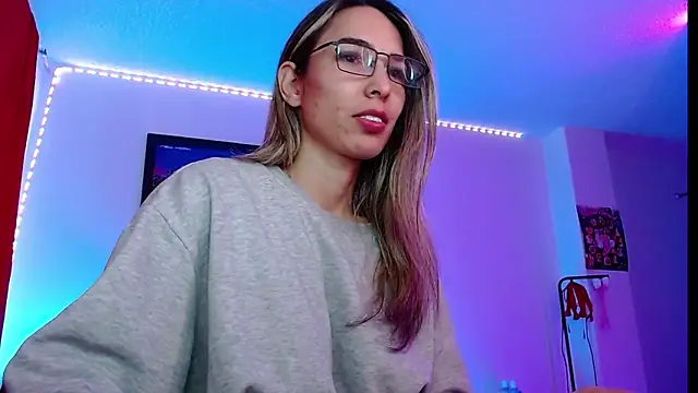 Snapshot of Niky_777 chatting on 09-29-25, 06:13 Niky 777 online show from 09-29-25, 06:13