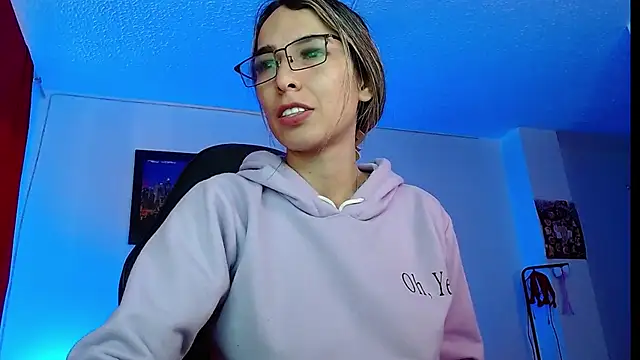 Snapshot of Niky_777 chatting on 10-07-25, 06:38 Niky 777 online show from 10-07-25, 06:38