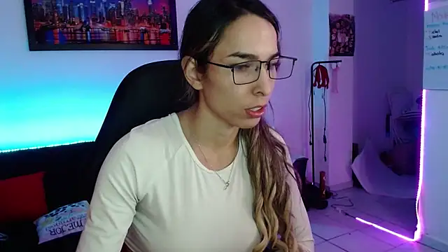 Snapshot of Niky_777 chatting on 11-04-25, 09:47 Niky 777 online show from 11-04-25, 09:47