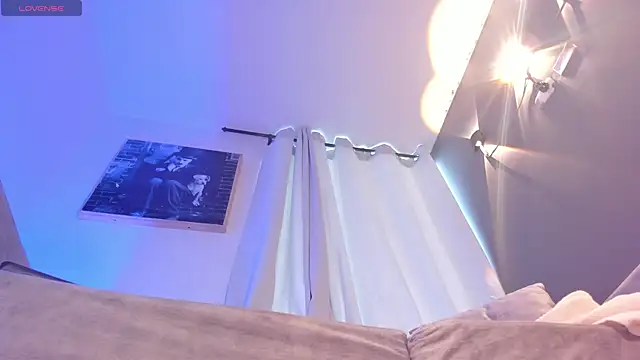HannahDavis  online show from 12-16-24, 07:54
