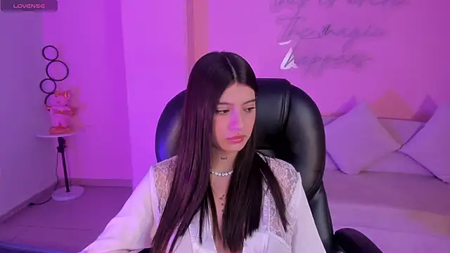 AlessiaCorleone  online show from 12-27-24, 10:05