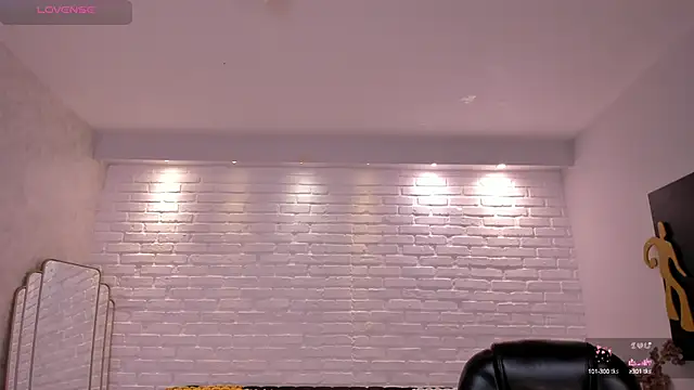 AmyWalker  online show from 03-20-25, 04:20