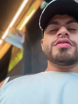 Juan Castano online show from 01-19-25, 10:39