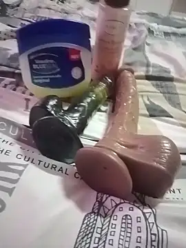 ShooingBunch online show from 03-18-26, 02:20