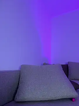 Snapshot of Assmerising chatting on 01-12-25, 02:14 Assmerising online show from 01-12-25, 02:14