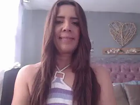 Victoria meester online show from 12-13-24, 03:11