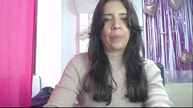 Snapshot of Victoria_meester chatting on 02-23-25, 09:26 Victoria meester online show from 02-23-25, 09:26