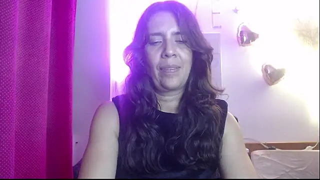 Snapshot of Victoria_meester chatting on 02-27-25, 12:10 Victoria meester online show from 02-27-25, 12:10