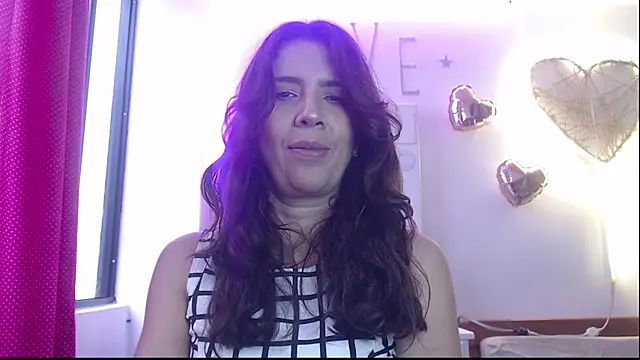 Snapshot of Victoria_meester chatting on 02-27-25, 02:32 Victoria meester online show from 02-27-25, 02:32