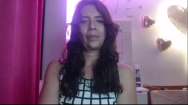 Snapshot of Victoria_meester chatting on 02-27-25, 10:20 Victoria meester online show from 02-27-25, 10:20