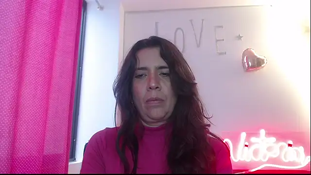 Snapshot of Victoria_meester chatting on 03-03-25, 08:32 Victoria meester online show from 03-03-25, 08:32