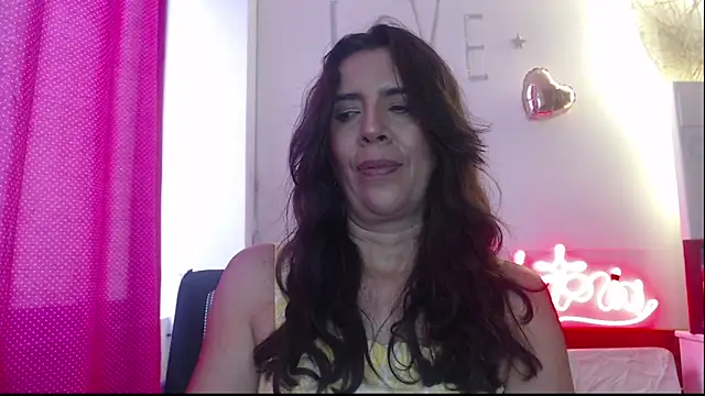 Snapshot of Victoria_meester chatting on 03-04-25, 07:54 Victoria meester online show from 03-04-25, 07:54