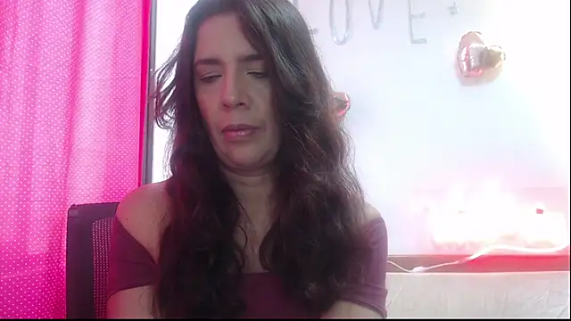 Snapshot of Victoria_meester chatting on 03-07-25, 02:56 Victoria meester online show from 03-07-25, 02:56