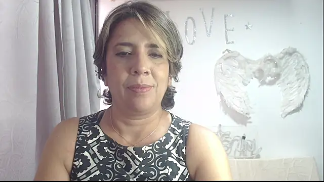 Snapshot of Victoria_meester chatting on 09-19-25, 08:20 Victoria meester online show from 09-19-25, 08:20