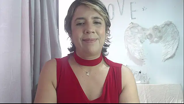 Snapshot of Victoria_meester chatting on 09-24-25, 03:04 Victoria meester online show from 09-24-25, 03:04
