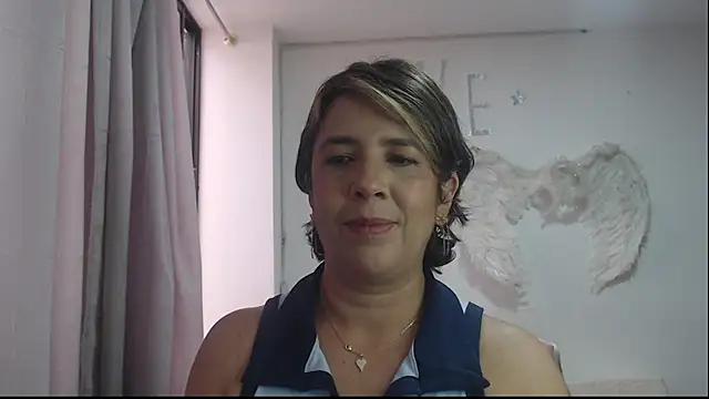 Snapshot of Victoria_meester chatting on 09-25-25, 02:54 Victoria meester online show from 09-25-25, 02:54