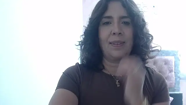 Victoria meester online show from 06-23-26, 02:48