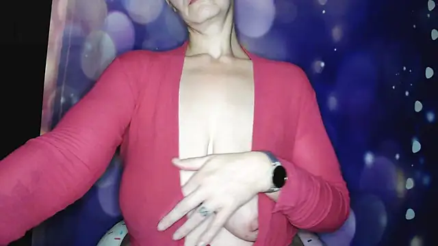 Carlysmiles online show from 10-25-25, 10:01