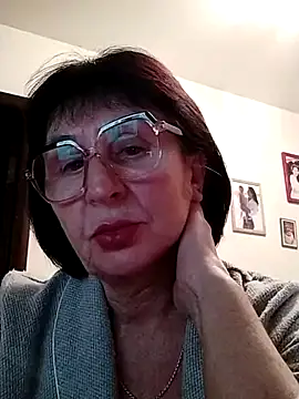 AlbinaXPretty online show from 12-10-24, 08:49