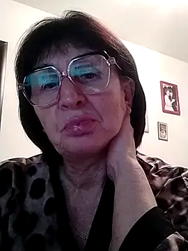 AlbinaXPretty online show from 12-15-24, 02:27