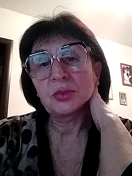 AlbinaXPretty online show from 12-15-24, 08:58