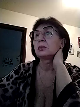 AlbinaXPretty online show from 12-30-24, 06:31