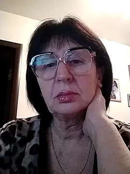 AlbinaXPretty online show from 01-14-25, 05:19