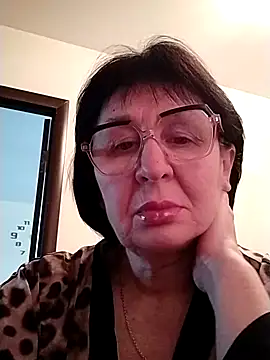 AlbinaXPretty online show from 02-24-25, 07:55