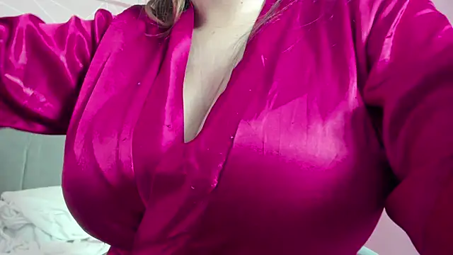 dolly zoe online show from 03-17-25, 08:51