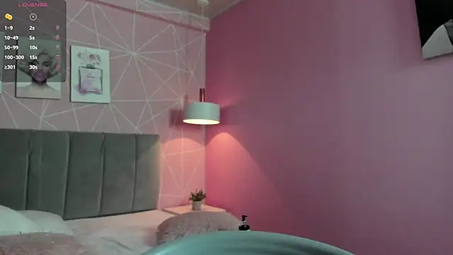 dolly zoe online show from 03-22-25, 06:58