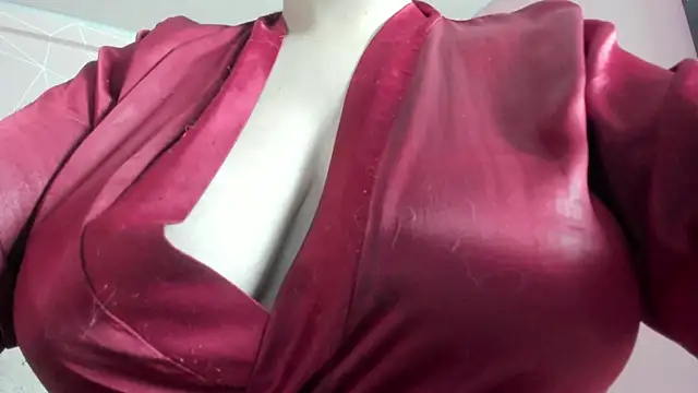 dolly zoe online show from 09-15-25, 05:18