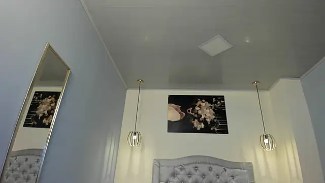 ayshel   online show from 03-21-25, 03:44