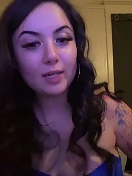 Snapshot of xocrybaby chatting on 11-26-25, 05:08 xocrybaby online show from 11-26-25, 05:08