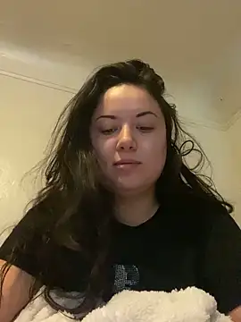 Snapshot of xocrybaby chatting on 12-13-25, 07:53 xocrybaby online show from 12-13-25, 07:53