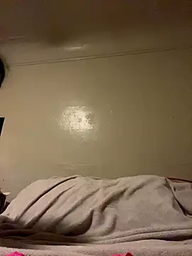 Snapshot of xocrybaby chatting on 01-08-26, 06:05 xocrybaby online show from 01-08-26, 06:05