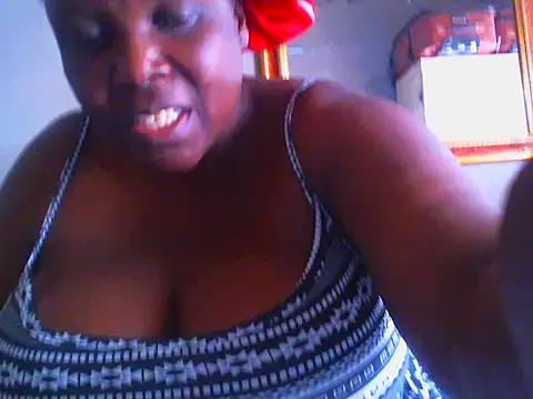 Snapshot of Grannygeexx chatting on 12-04-25, 09:29 Grannygeexx online show from 12-04-25, 09:29