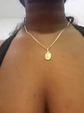 MichaelaCox online show from 04-30-26, 08:57