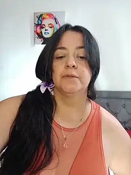 lucia vonne  online show from 07-23-26, 06:17