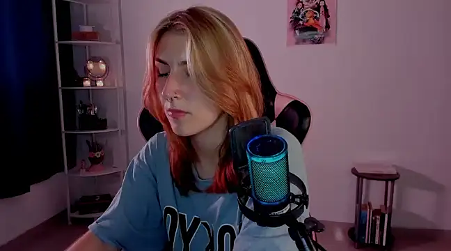 Snapshot of Dakotaa_ chatting on 01-17-25, 03:23 Dakotaa online show from 01-17-25, 03:23