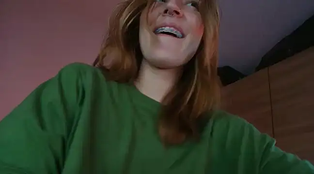 Snapshot of Dakotaa_ chatting on 03-05-25, 04:56 Dakotaa online show from 03-05-25, 04:56