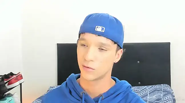 angelcortes online show from 01-13-25, 05:55